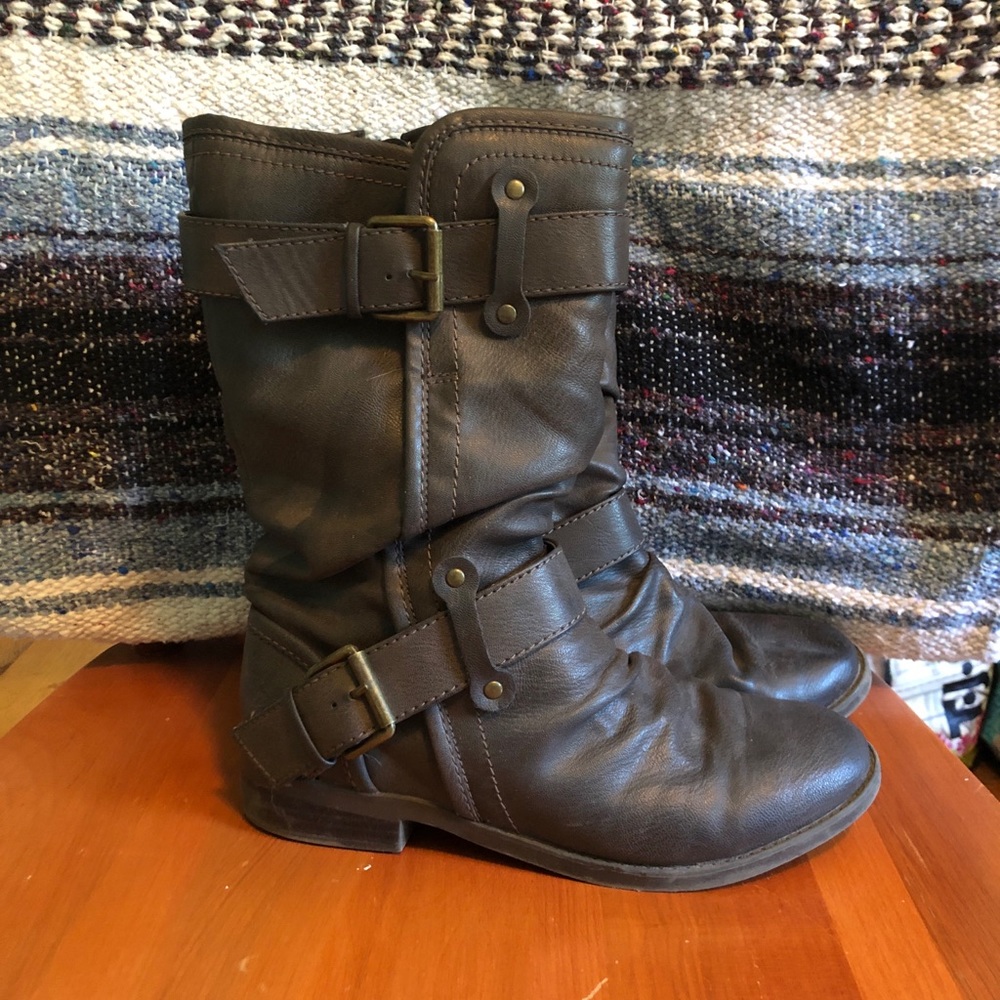 Brown boots